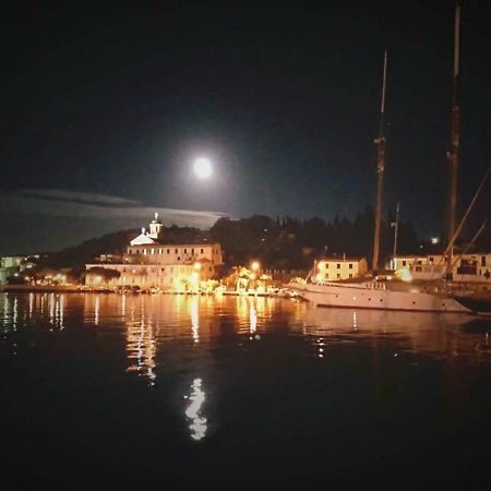 Mare & Monti Porto Venere Exterior photo